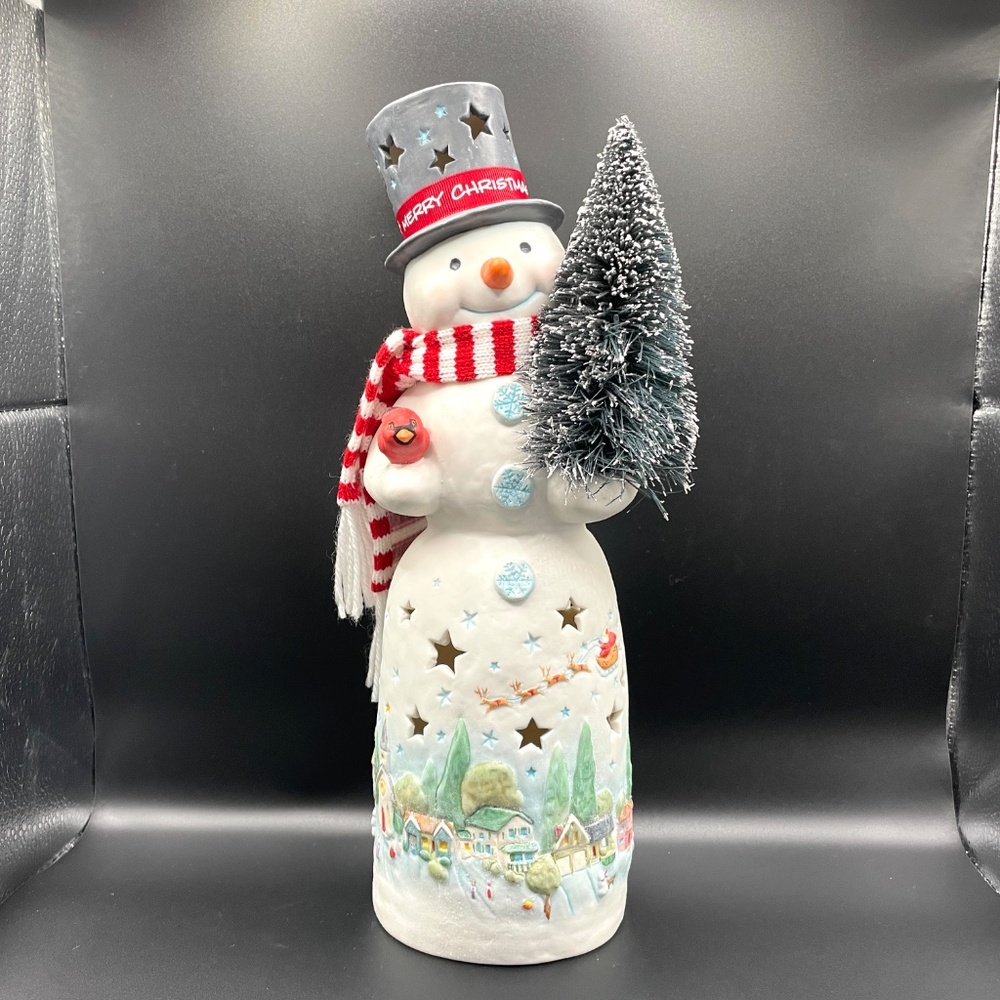 Hallmark 2012 Keepsake Snowtop Lodge Snowman